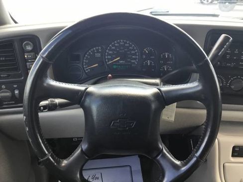 Used 2002 Chevrolet Suburban LT AWD/4WD image 15