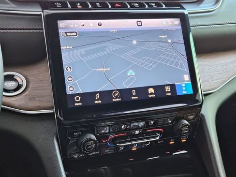 Used 2025 Jeep Grand Cherokee Summit w/ Adv Protech Group IV image 16