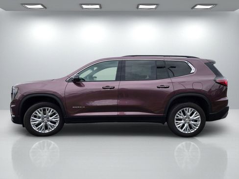 Used 2025 GMC Acadia Elevation w/ Elevation Premium Package image 7