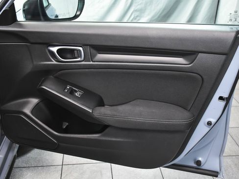 Used 2022 Honda Civic Sport image 13