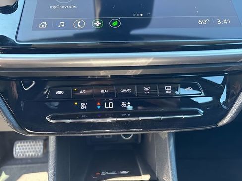 Used 2023 Chevrolet Bolt EUV LT w/ Driver Confidence Package FWD image 25