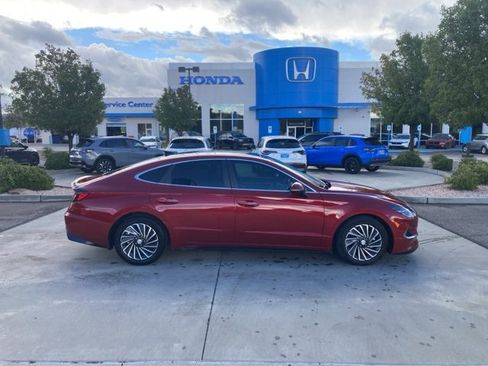 Used 2023 Hyundai Sonata Limited image 5