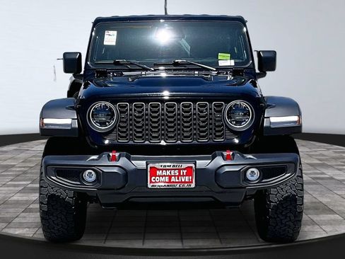 Certified 2025 Jeep Wrangler Unlimited Rubicon w/ Convenience Group AWD/4WD image 27