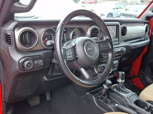 Used 2021 Jeep Wrangler Unlimited Sport image 25