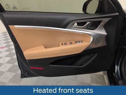 Used 2022 Genesis G70 2.0T w/ Prestige Package image 41