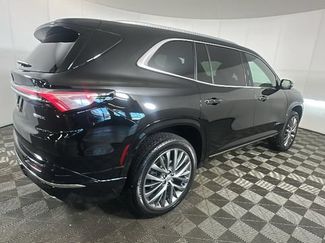 Used 2025 Buick Enclave Avenir w/ Trailering Package, 5000 lbs. FWD video 2