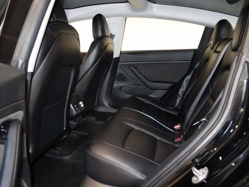 Used 2018 Tesla Model 3 Long Range image 49