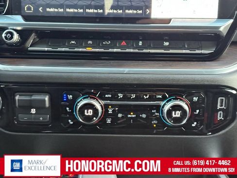 Used 2026 GMC Sierra 1500 SLT w/ SLT Premium Package AWD/4WD image 33