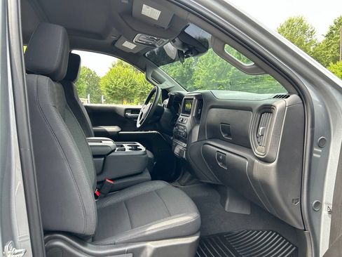 Used 2025 Chevrolet Silverado 1500 Custom Trail Boss AWD/4WD image 35