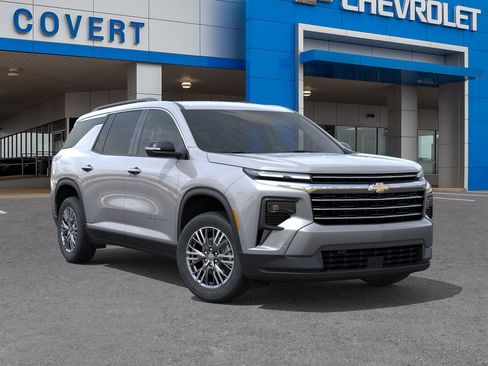 New 2026 Chevrolet Traverse LT w/ Enhanced Driving Package image 7