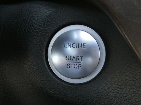 Used 2015 Mercedes-Benz ML 350 4MATIC image 77