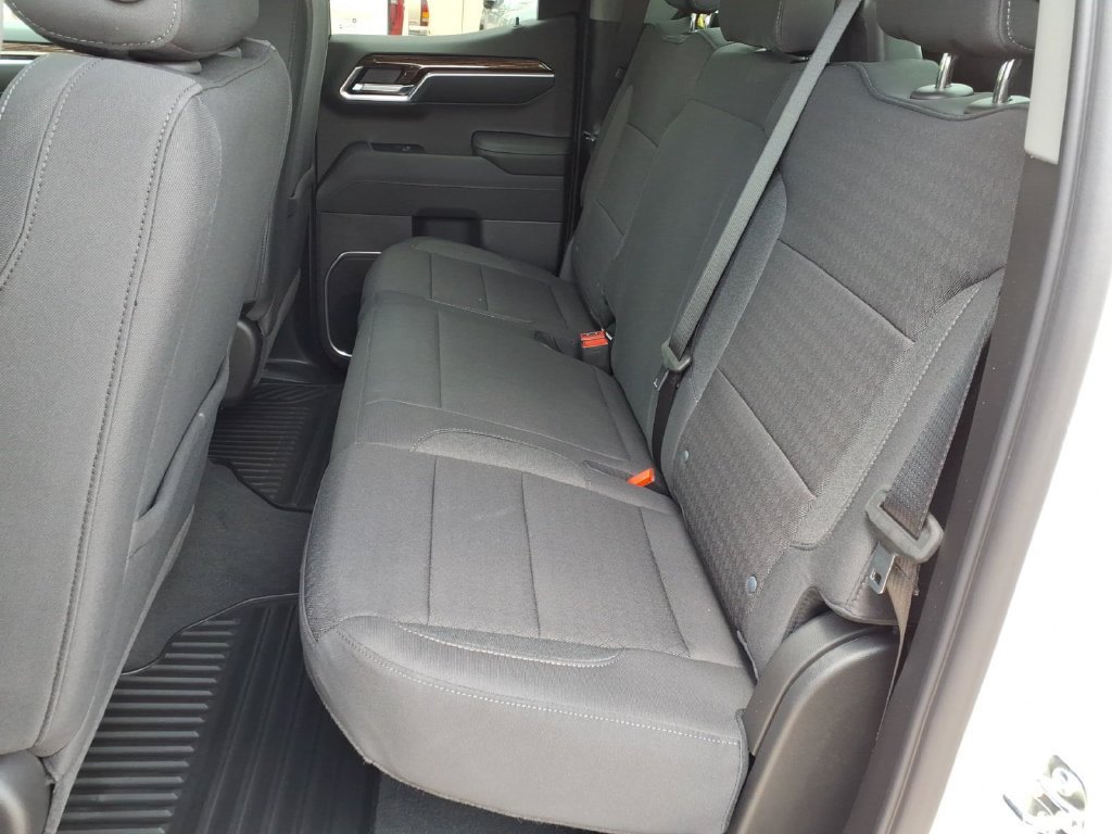 New 2026 GMC Sierra 1500 SLE RWD image 12