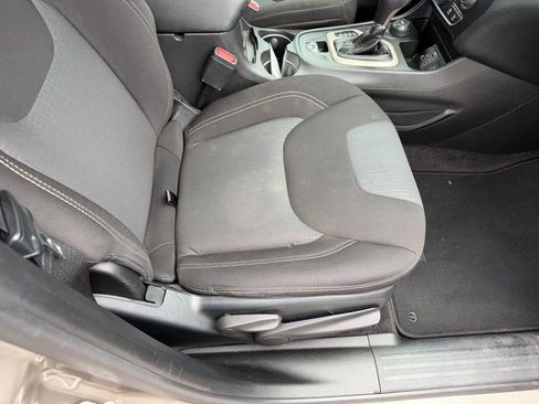 Used 2017 Jeep Cherokee Latitude w/ Trailer Tow Group image 17