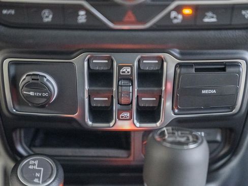New 2026 Jeep Gladiator Overland AWD/4WD image 28