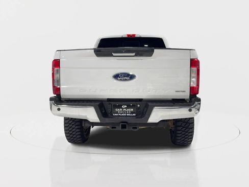 Used 2018 Ford F250 Lariat w/ Lariat Value Package image 11