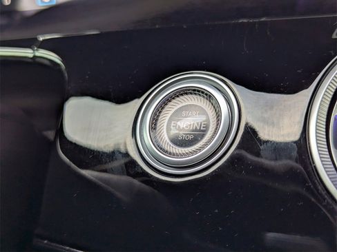 Used 2022 Mercedes-Benz AMG GT 43 image 22