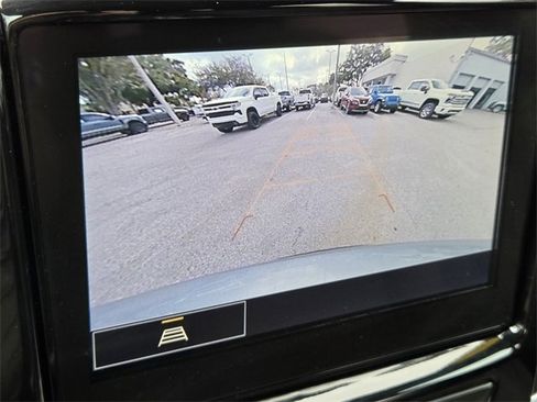 Certified 2024 Chevrolet Traverse LT image 32