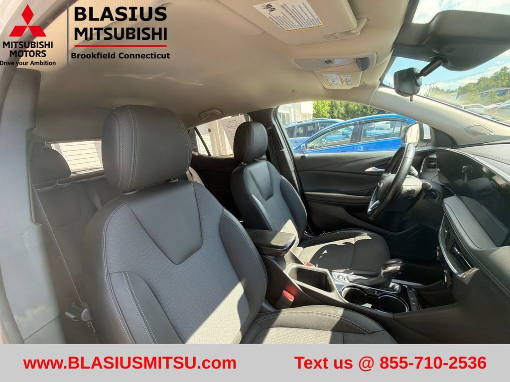 Used 2024 Buick Encore GX Preferred FWD image 43