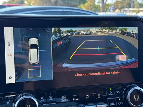 New 2025 Toyota Highlander Platinum image 23