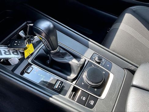 Used 2024 MAZDA CX-50 AWD 2.5 S w/ Preferred Package image 16