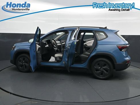 Used 2025 Volkswagen Taos S FWD image 41