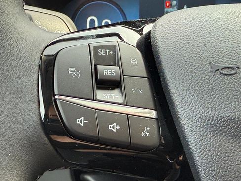 New 2026 Ford Escape Platinum w/ Equipment Group 601A image 9