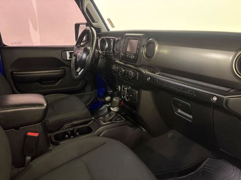 Used 2020 Jeep Wrangler Unlimited Sport S AWD/4WD image 43