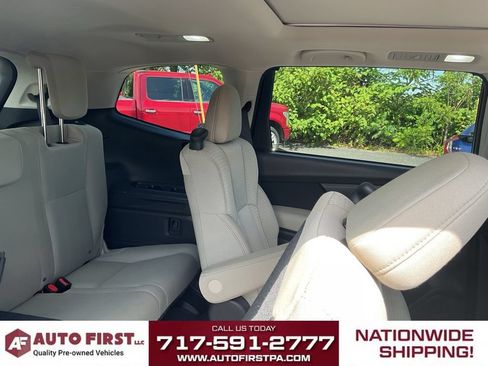Used 2021 Subaru Ascent Premium w/ Sport Package AWD/4WD image 12