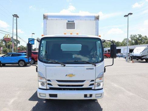 Used 2024 Chevrolet Low Cab Forward image 2