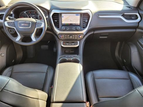 Used 2023 GMC Acadia SLT image 14