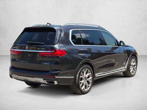 Used 2022 BMW X7 xDrive40i w/ Premium Package AWD/4WD image 4