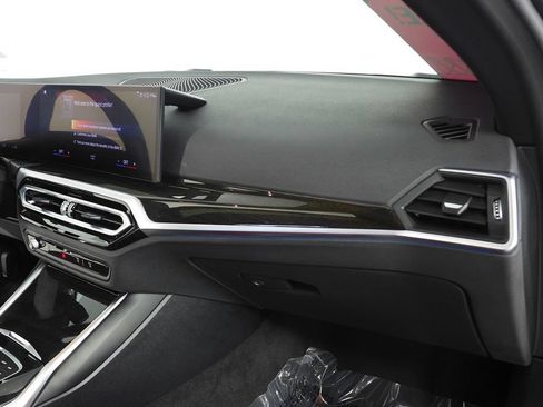 Used 2023 BMW i4 eDrive35 RWD image 14