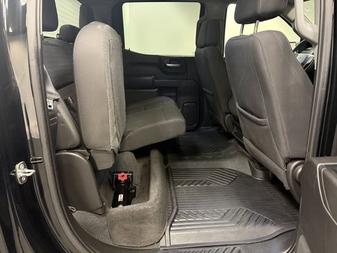 Used 2022 Chevrolet Silverado 1500 Custom Trail Boss image 18