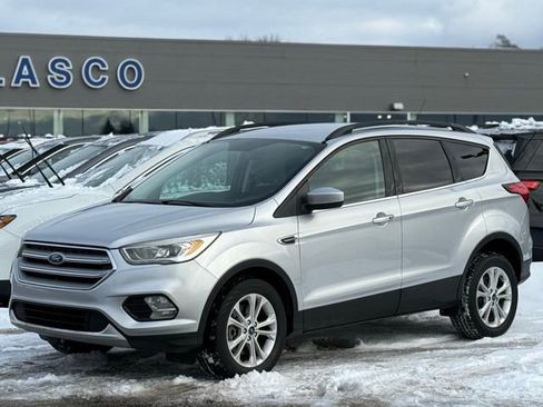 Used 2019 Ford Escape SEL image 31