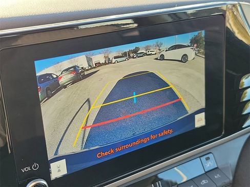 Used 2025 Toyota Camry LE image 26