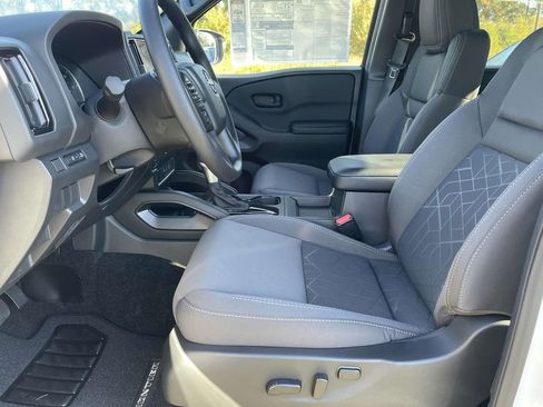 New 2026 Nissan Frontier SV w/ Tow Package image 13