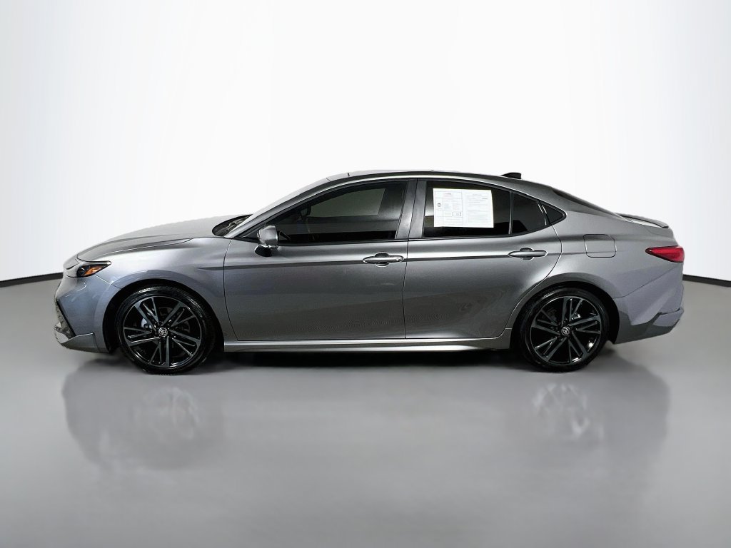 Used 2025 Toyota Camry XSE FWD image 6