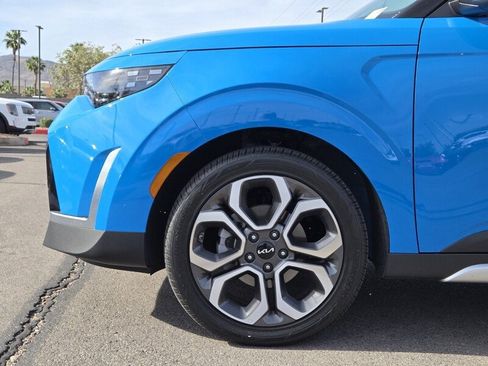 Certified 2025 Kia Soul EX FWD image 10
