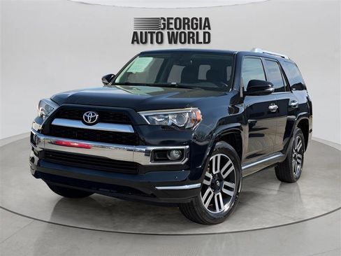 Used 2017 Toyota 4Runner Limited image 12