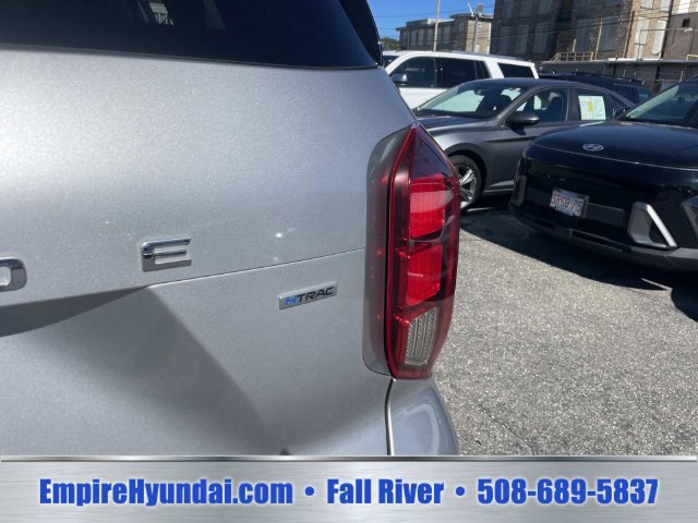 Used 2024 Hyundai Palisade SEL w/ Premium Package AWD/4WD image 5