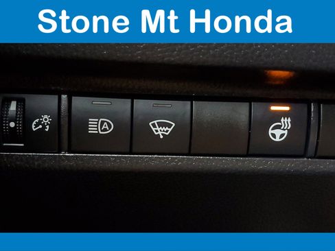 Used 2022 Toyota RAV4 XLE image 34