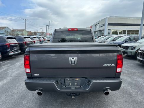 Used 2017 RAM 1500 Express image 6