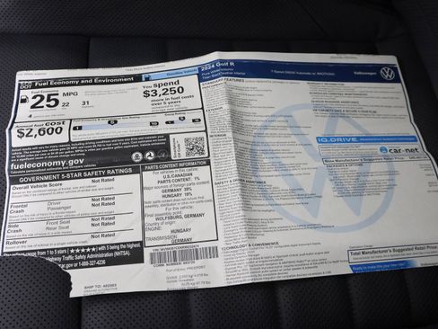 Used 2024 Volkswagen Golf R image 59