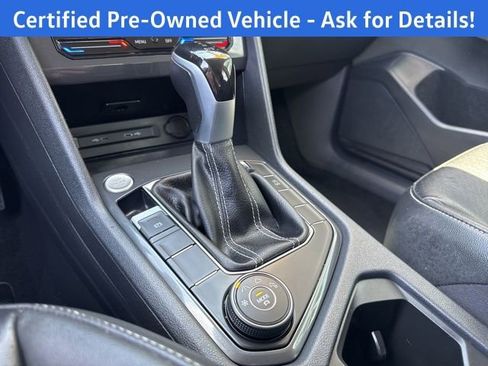 Certified 2024 Volkswagen Tiguan SE AWD/4WD image 14