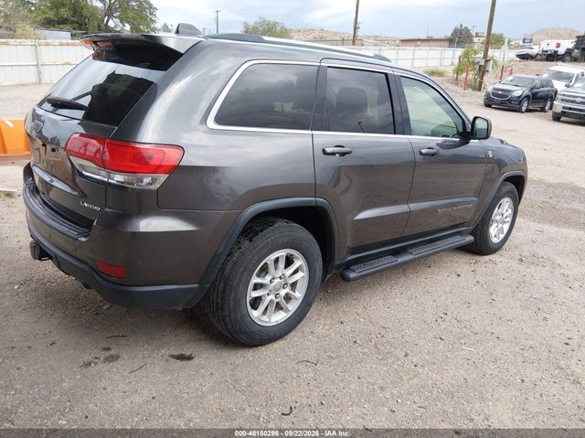 Used 2018 Jeep Grand Cherokee Laredo AWD/4WD image 4