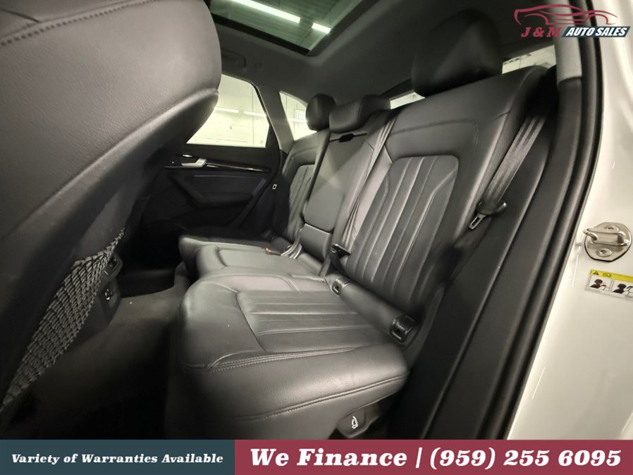 Used 2019 Audi Q5 2.0T Premium AWD/4WD image 32