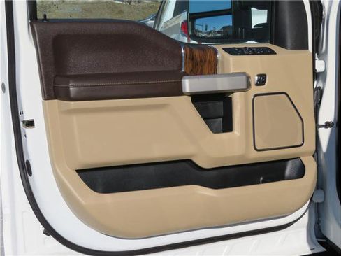 Used 2020 Ford F150 Lariat w/ Equipment Group 502A Luxury image 15