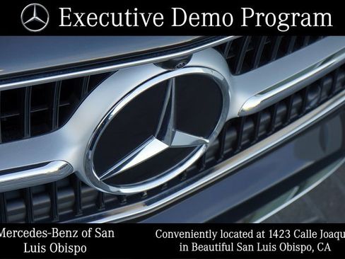 Used 2025 Mercedes-Benz C 300 Sedan image 11