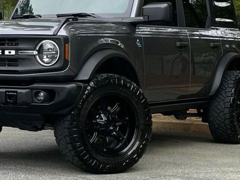 Used 2024 Ford Bronco Black Diamond image 3