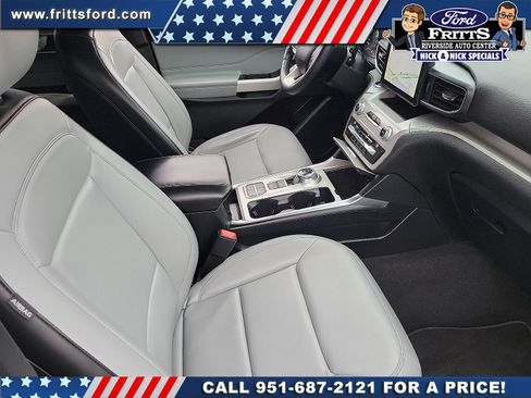 Certified 2021 Ford Explorer XLT w/ Equipment Group 202A RWD image 15